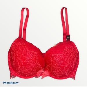 NWTVictoria’s Secret Dream Angels push up bra 32DD